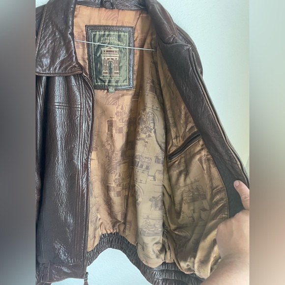 Heavy brown leather jacket. - Picture 3 of 3